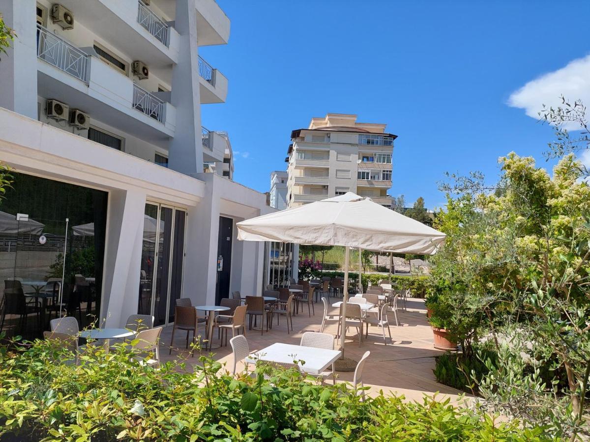 Hotel Nacional Durrës Exterior foto